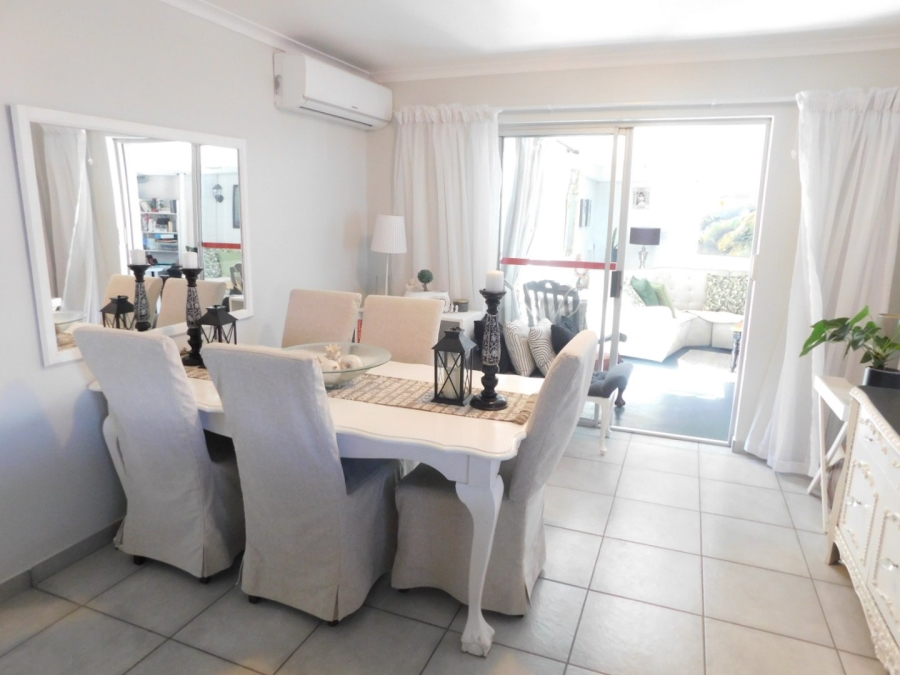 2 Bedroom Property for Sale in Sea Breeze Western Cape